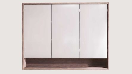 Spiegelschrank mit Regal, ausgestattet mit 2 Glasböden aus massiver, dunkler Eiche 120 cm.