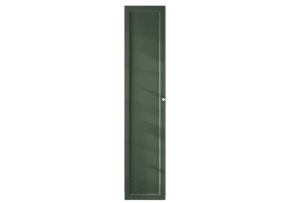 Mittelgroßer Badezimmerschrank mit drei Einlegeböden aus Beverly mit einer Landhausfront 170 cm.