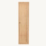 Geräumiger Badezimmerschrank mit drei Einlegeböden aus massiver Natureiche mit einer rustikalen Front 180 cm.