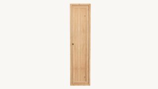 Geräumiger Badezimmerschrank mit drei Einlegeböden aus massiver Natureiche mit einer rustikalen Front 180 cm.