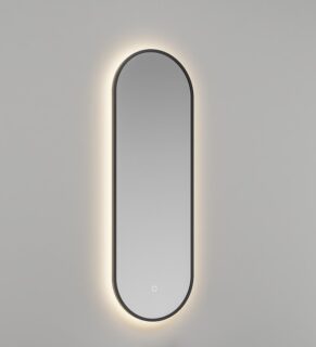 Dieser Spiegel ist mit einem Dimmer ausgestattet, mit dem Sie die Wärme des Lichts steuern können, sowie mit einer Anti-Beschlag-Heizung.
