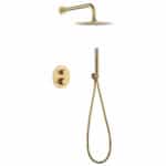 Thermostatisches Unterputz-Duschsystem in gebürstetem Gold mit PVD-Beschichtung, Kopfbrause Ø25 cm und separatem Handbrausenset. Wandanschluss. Erhältlich in 6 Farben und mit 5 Jahren Garantie.