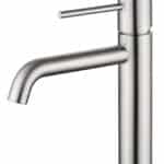 Moderne niedrige Waschtischarmatur in Gebürstetes Nickel, passend für Badmöbel mit Waschtisch, als Komplettset inklusive passendem Click-Clack-Verschluss  Der Click-Clack-Verschluss lässt sich durch Drücken einfach öffnen und schließen. Mit 5 Jahren Garan