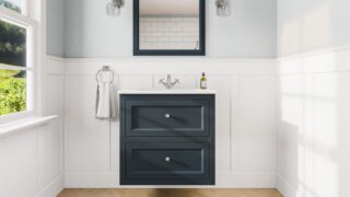 Klassischer Waschtischunterschrank 70 cm in Hague Blue mit Keramikwaschtisch und 2 Schubladen
