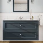 Klassischer Waschtischunterschrank 120 cm in Hague Blue mit Keramikwaschtisch und 2 Schubladen