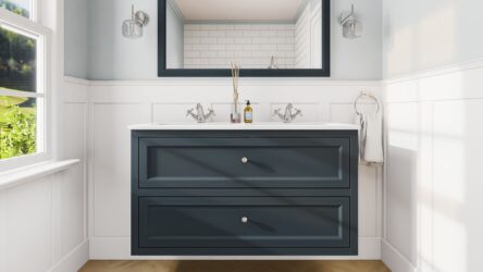 Landhaus-Badezimmermöbel 120 cm in Hague Blue mit Doppel-Keramikwaschtisch und 2 Schubladen
