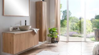 La Ciotat Waschtischunterschrank 120 cm Eiche massiv natur mit beiger Platte und Waschbecken