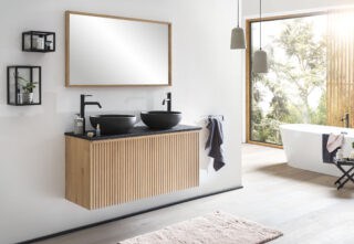 Brooklyn Waschtischunterschrank 120 cm Eiche massiv natur mit schwarzer Platte und Waschbecken