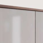 Spiegelschrank mit Regal, ausgestattet mit 2 Glasböden aus massiver, dunkler Eiche 80 cm.