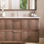 Wandhängendes Badezimmermöbel 120 cm aus dunkler Eiche mit Landhausfront und zwei Softclose-Schubladen