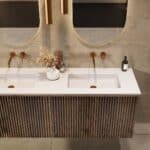 Dunkeleiche Badezimmermöbel 160 cm mit glatter Front, Innenschublade und doppeltem Solid-Surface-Waschtisch