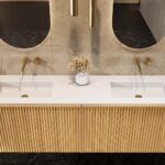 Natureiche Badezimmermöbel 200 cm mit glatter Front, Innenschublade und doppeltem Solid-Surface-Waschtisch