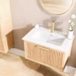 Wandhängendes Badezimmermöbel 70 cm aus Natureiche mit Riffelfront und Keramikwaschtisch