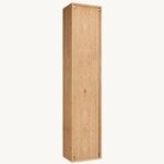 Mittelgroßer Badezimmerschrank mit drei Einlegeböden aus natürlicher, massiver Eiche mit einer rustikalen Front 170 cm.