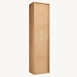 Geräumiger Badezimmerschrank mit drei Einlegeböden aus massiver Natureiche mit einer rustikalen Front 180 cm.
