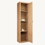 Geräumiger Badezimmerschrank mit drei Einlegeböden aus massiver Natureiche mit einer rustikalen Front 180 cm.