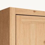 Geräumiger Badezimmerschrank mit drei Einlegeböden aus massiver Natureiche mit einer rustikalen Front 180 cm.