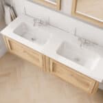 Wandhängendes Badezimmermöbel 140 cm aus Natureiche mit Landhausfront und Keramikwaschtisch