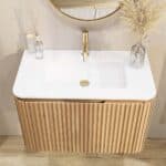 Rundes wandhängendes Badezimmermöbel 80 cm aus Natureiche mit Riffelfront und matt-weißer Mineralguss
