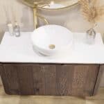 Rundes wandhängendes Badezimmermöbel 100 cm aus dunkler Eiche mit glatte Front und weißes Solid-Surface-Becken