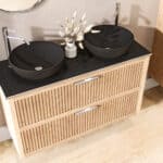 Wastischunterschrank aus massiver Eiche, 120 cm, mit 2 Schubladen und einer Arbeitsplatte aus Schwarzer Beton mit 2 Aufsaztbecken, handwerkliche Verarbeitung für jahrelange Freude
