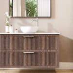Wandhängendes Badezimmermöbel 120 cm aus dunkler Eiche mit zwei Schubladen und weißes Solid-Surface-Aufsatzbecken (trendy)