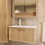 Wandhängendes Badezimmermöbel 80 cm aus Natureiche mit eine Schublade und matt-weißer Mineralguss-Waschtisch (modern)