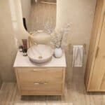 Wandhängendes Badezimmermöbel 80 cm aus Natureiche mit zwei Schubladen und beige Kalksteinwaschtisch
