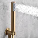 Thermostatisches Unterputz-Duschsystem in gebürstetem Gold mit PVD-Beschichtung, Kopfbrause Ø25 cm und separatem Handbrausenset. Wandanschluss. Erhältlich in 6 Farben und mit 5 Jahren Garantie.