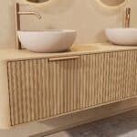 Rundes hängendes Badezimmermöbel 160 cm aus Natureiche mit Riffelfront, Eichenholzplatte und beige Kalksteinbecken