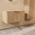 Wandhängender runder Badezimmer-Unterschrank 80 cm aus Natureiche mit abgerundeten Ecken und Riffelfront