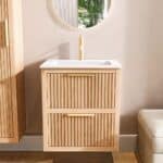 Wandhängendes Badezimmermöbel 60 cm aus Natureiche mit Riffelfront und zwei Softclose-Schubladen