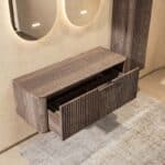Wandhängender runder Badezimmer-Unterschrank 120 cm aus dunkler Eiche mit abgerundeten Ecken, Riffelfront und doppel-Konfigur
