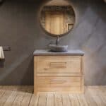 Landhaus-Badezimmermöbel 100 cm aus Massiveiche mit grauem Betonwaschtisch und passendem Becken
