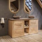 Landhaus-Massiveiche-Badmöbel 160 cm mit Regal, beigem Betonwaschtisch und Doppelbecken