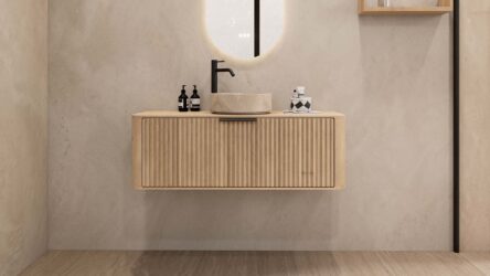 Rundes hängendes Badezimmermöbel 120 cm aus Natureiche mit Riffelfront, Eichenholzplatte und beige Marmoroptik-Becken