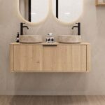 Rundes hängendes Badmöbel 120 cm aus Natureiche mit glatter Front, Eichenholzplatte und zwei beige Marmoroptik-Becken