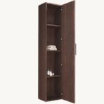 Geräumiger Badezimmerschrank mit drei Einlegeböden aus massiver dunkler Eiche mit glatter Front 170 cm.