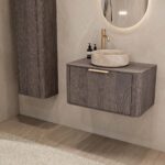 Rundes hängendes Badezimmermöbel 80 cm aus dunkler Eiche mit glatter Front, Eichenholzplatte und beige Marmoroptik-Becken