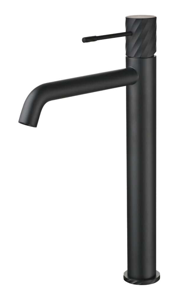 Moderne erhöhte Waschtischarmatur in Schwarz, ideal für Badmöbel mit Aufsatzwaschbecken. Mit 5 Jahren Garantie und in 6 Farben erhältlich. Charakteristisch für die Toscana Serie ist das gedrehte Relief an der Bedienung: ein dezentes Muster, das zusätzlich