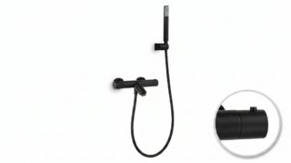 Stilvolle thermostatische Bad-/Duscharmatur in Mattschwarz  Geliefert als Komplettset mit Handbrause, Brauseschlauch und Wandhalter. Erhältlich in 6 Farben.