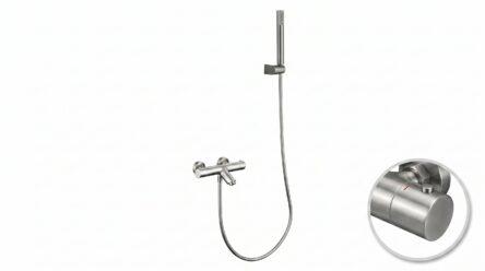 Stilvolle thermostatische Bad-/Duscharmatur in gebürstetem Nickel Geliefert als Komplettset mit Handbrause, Brauseschlauch und Wandhalter. Erhältlich in 6 Farben.