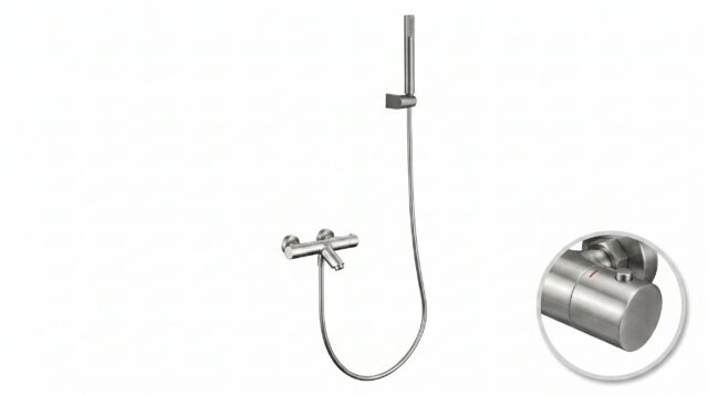 Stilvolle thermostatische Bad-/Duscharmatur in gebürstetem Nickel  Geliefert als Komplettset mit Handbrause, Brauseschlauch und Wandhalter. Erhältlich in 6 Farben.
