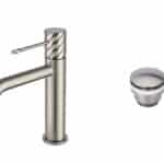 Moderne niedrige Waschtischarmatur in Gebürstetes Nickel, passend für Badmöbel mit Waschtisch, als Komplettset inklusive passendem Click-Clack-Verschluss Der Click-Clack-Verschluss lässt sich durch Drücken einfach öffnen und schließen. Mit 5 Jahren Garant