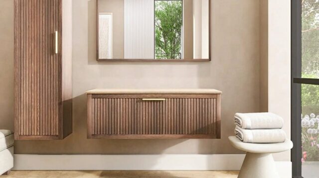 Wandhängendes Badezimmermöbel 120 cm aus dunkler Eiche mit eine Schublade und beige Kalksteinwaschtisch