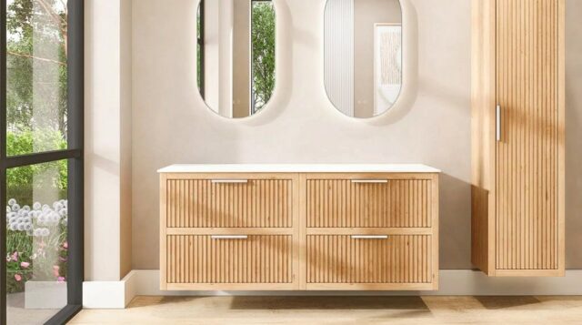 Wandhängendes Badezimmermöbel 160 cm aus Natureiche mit zwei Schubladen und weißes Solid-Surface-Aufsatzbecken (Naturholz)