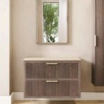 Wandhängendes Badezimmermöbel 70 cm aus dunkler Eiche mit zwei Schubladen und beige Kalksteinwaschtisch