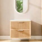 Wandhängendes Badezimmermöbel 80 cm aus Natureiche mit zwei Schubladen und weißes Solid-Surface-Aufsatzbecken (trendy)