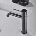 Moderne niedrige Waschtischarmatur in Black Gun Metal, passend für Badmöbel mit Waschtisch. Mit langlebiger PVD-Beschichtung. Mit 5 Jahren Garantie und in 5 Farben erhältlich.