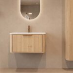 Rundes hängendes Badezimmermöbel 80 cm aus Natureiche mit Glattfront und mattweißem Solid-Surface-Waschtisch